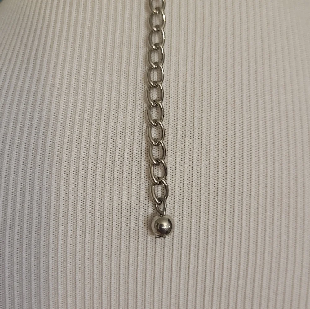 Fun Fashion Necklace - Picture 6 of 8